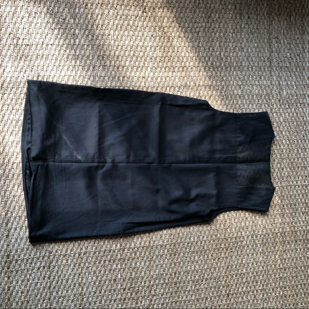 Black shift dress - v neck - Picture 8 of 8